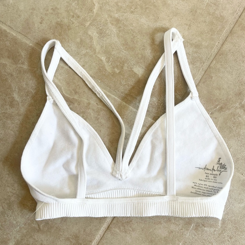 Sexy and flattering Free People strappy bralette! - Picture 6 of 8